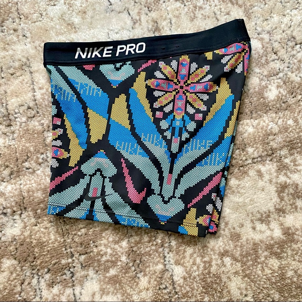 Women’s Nike Pro spandex shorts